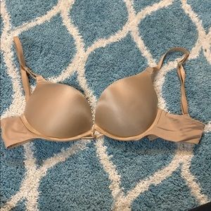 Victoria secret MIRACULOUS plunge push up bra
